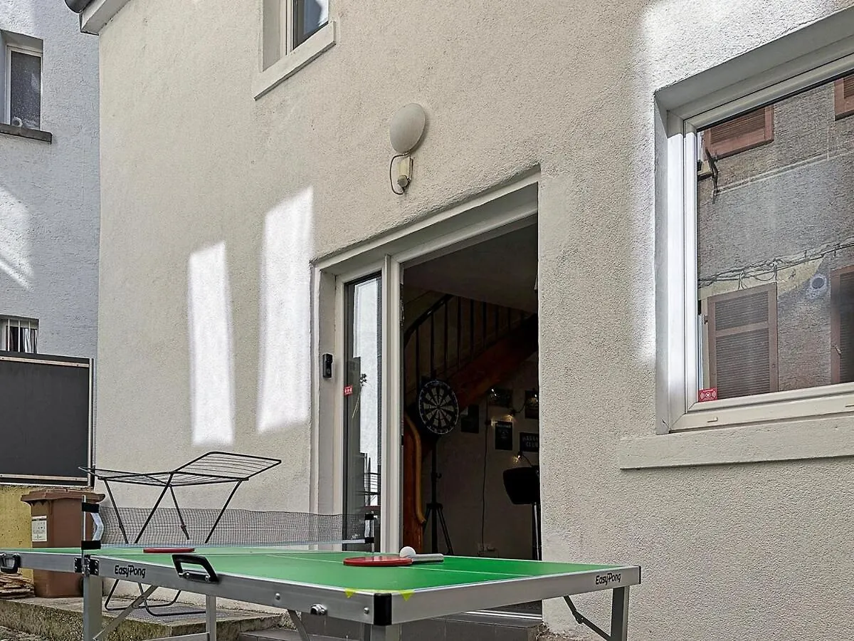 Retreat Games & Patio Villa Stuttgart 0*,
