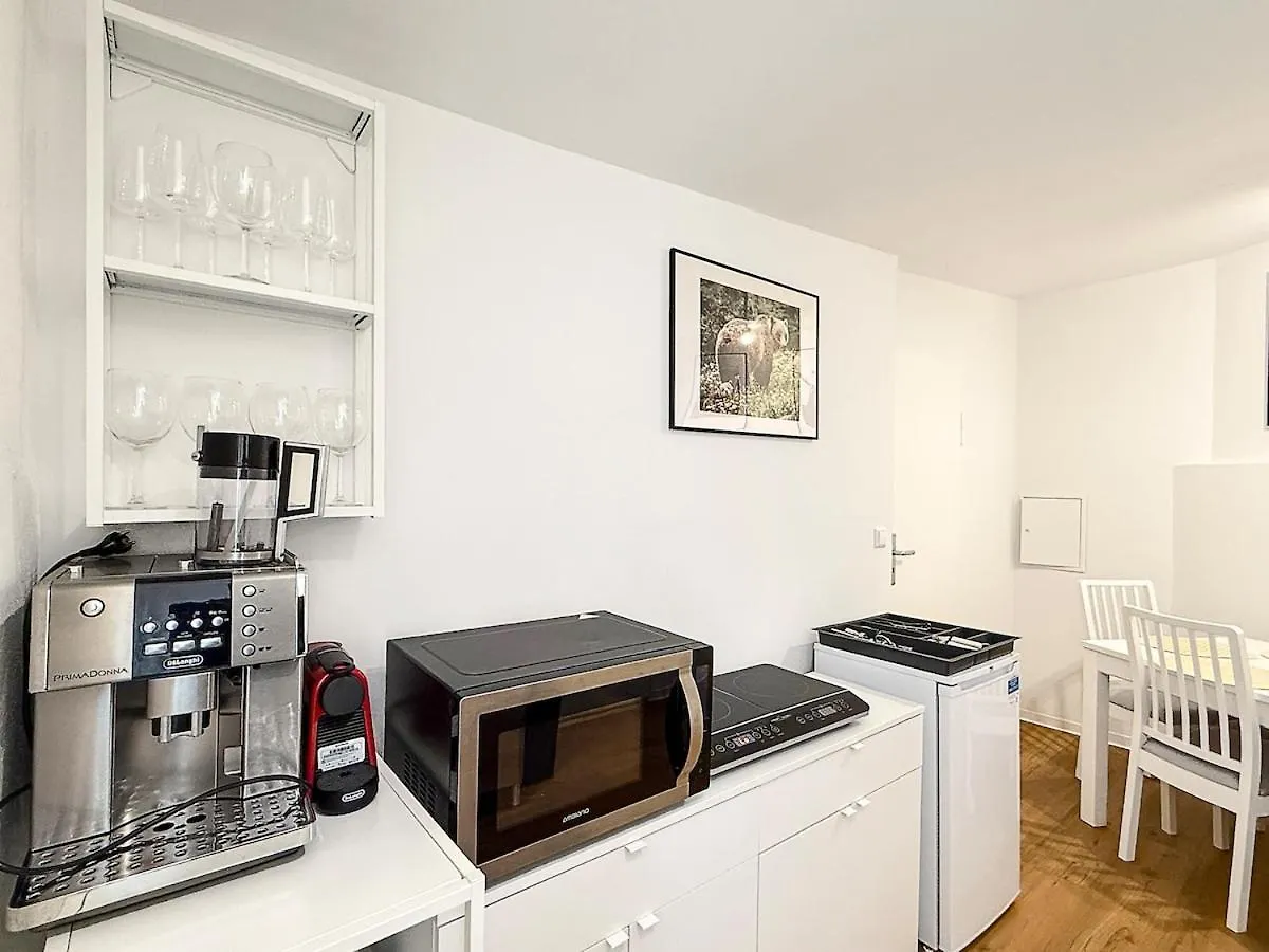 Retreat Games & Patio Villa Stuttgart Germany