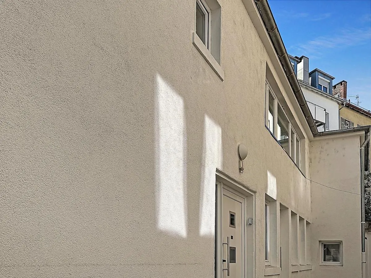 Retreat Games & Patio Villa Stuttgart